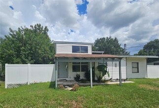 Building Photo - 2955 Sun Pointe Ct