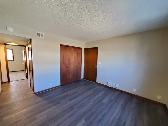 Foto del edificio - 108 Balboa Ave