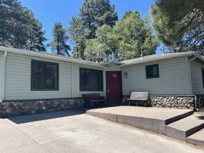 Building Photo - 119 S Paseo Del Flag