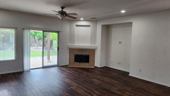 Foto del edificio - 3991 Mission Peak