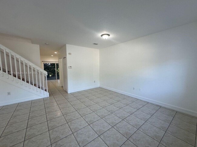 Foto del edificio - 1712 SE 31st Ct