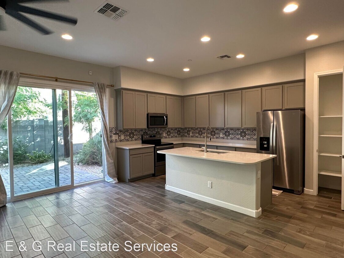 Foto del edificio - 3 br, 2.5 bath House - 3033 N 37Th Way