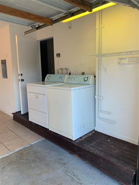 Foto del edificio - 15746 Woodgate Pl