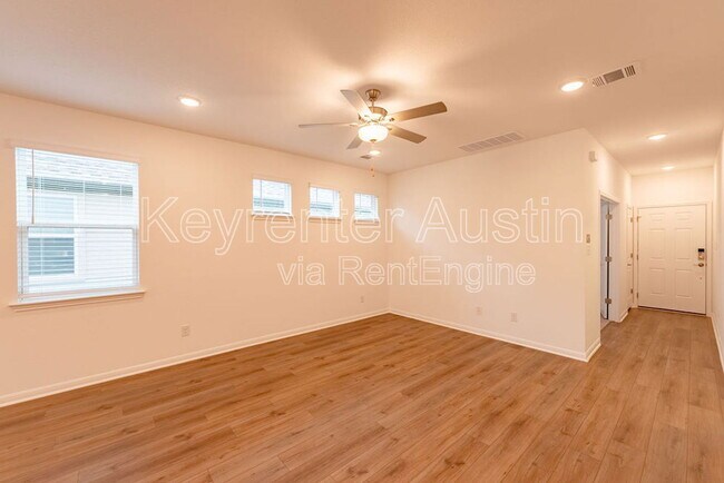 Building Photo - 210 Flowers Ave