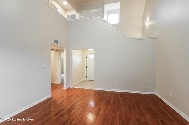 Foto del edificio - 8007 Apple Valley Dr