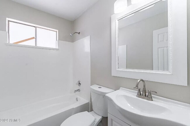 Foto del edificio - 4022 W Willetta St