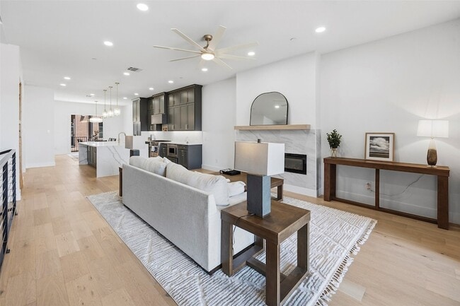Photo - 408 Vista Buena Trail Townhome