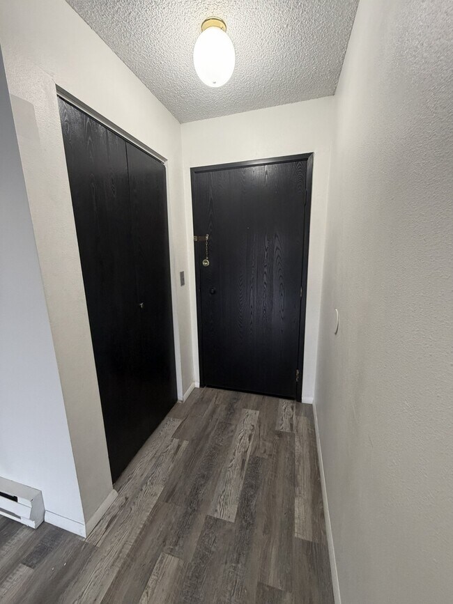 Foto del edificio - 4620 Reka Dr