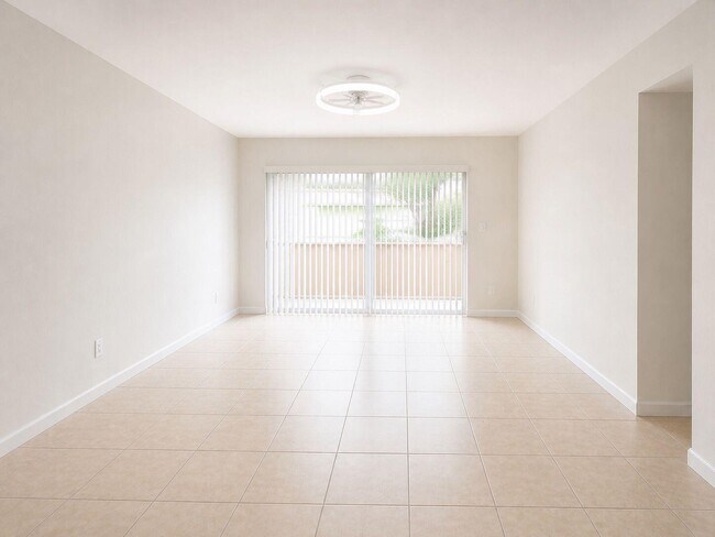 Foto del edificio - 2730 Forest Hills Blvd