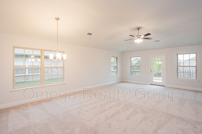 Foto del edificio - 372 Ivy Hills Cir
