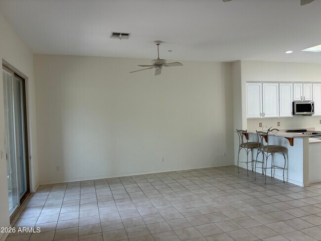 Building Photo - 33110 N 72nd Pl
