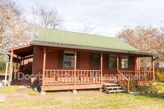 Building Photo - 5309 Rose St