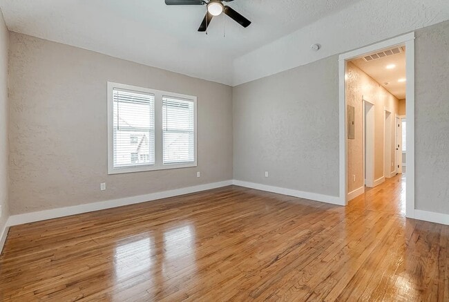 Living Room - 316 W Cypress St