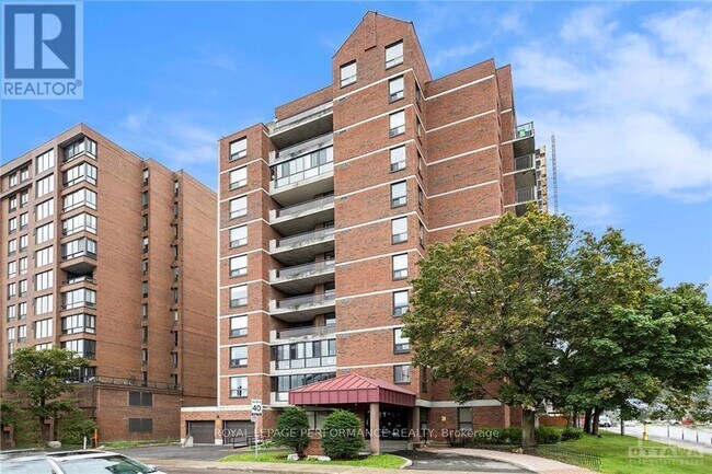 Photo du bâtiment - 50-950 Emmerson Ave
