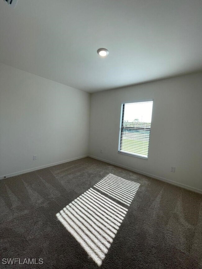 Foto del edificio - 861 Winwood Cir