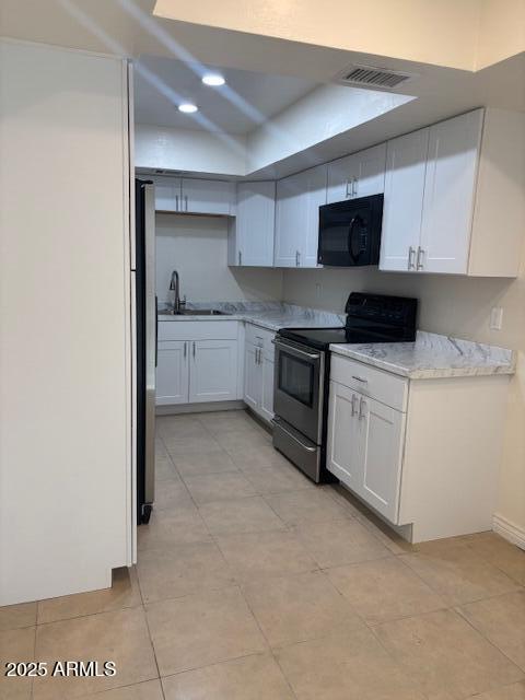 Building Photo - 1632 S River Dr