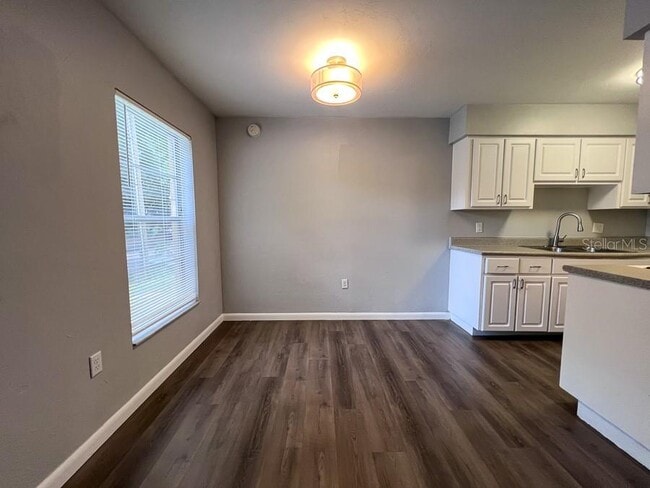 Building Photo - 2232 SW 39 Dr