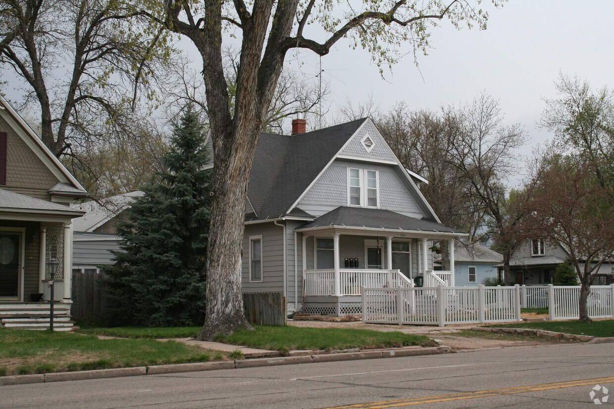 Building Photo - 1130 13th St