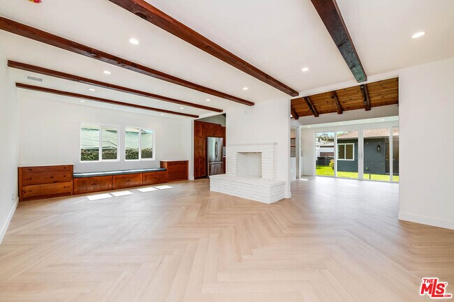 Foto del edificio - 749 N Niagara St