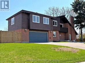 Building Photo - 3485 Cawthra Rd
