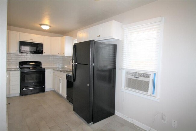 Foto del edificio - 1816 NW 37th St