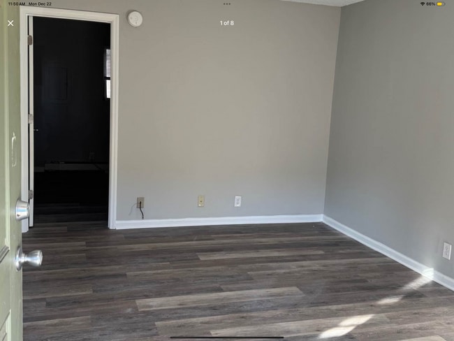 Building Photo - 276 White Bridge Pike