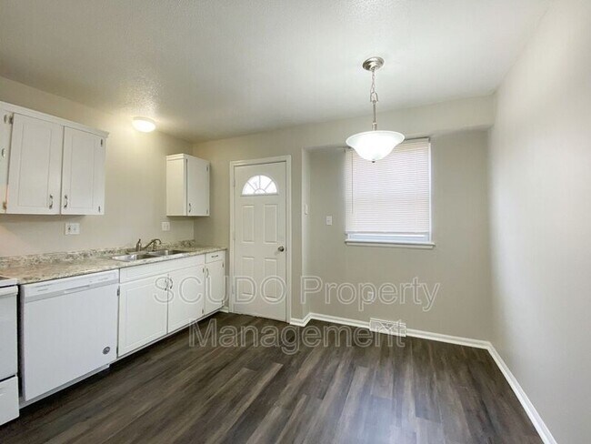 Foto del edificio - 5832 NW Walnut Ct