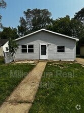 Building Photo - 104 W Mansfield Ave