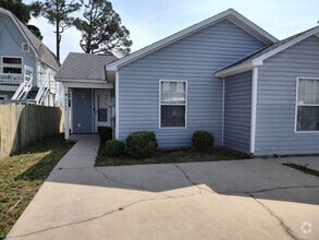 Building Photo - 6104-6106 Pinetree Ave