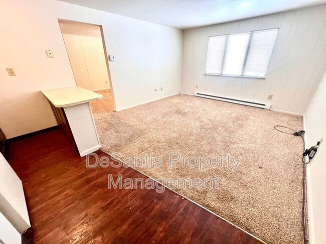 Foto del edificio - 405 Lunar Ln