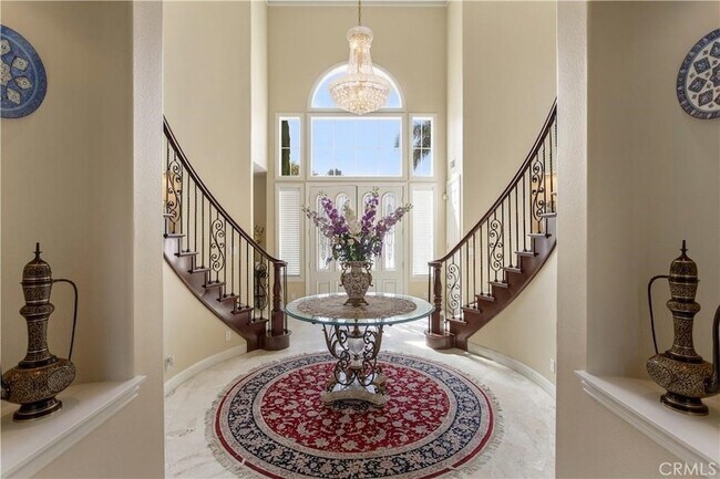 Foto del edificio - 2493 Woodcreek Rd