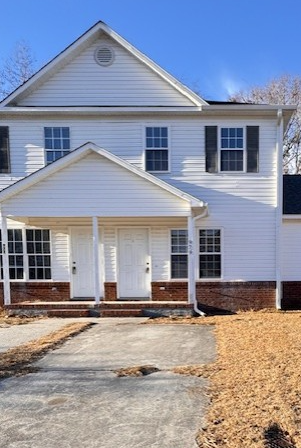 Primary Photo - Nice 2 Bedroom, 2.5 Bath Townhome-979 W. P...