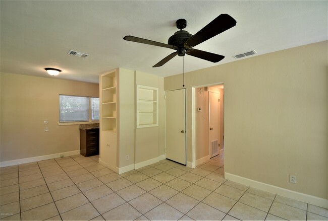 Building Photo - 1498 Stimson St