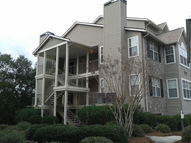 Foto del edificio - Rare Hoover Creek Condo with One Car Garage