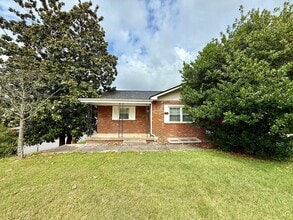 Building Photo - 1401 John Exum Pkwy