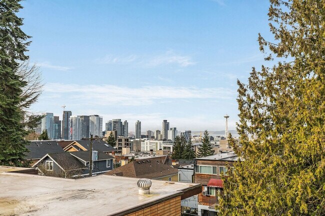 Foto del edificio - 1002 Boylston Ave E