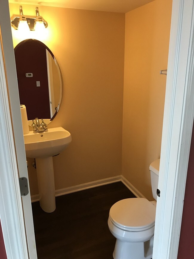 Building Photo - 580 Treble Ln