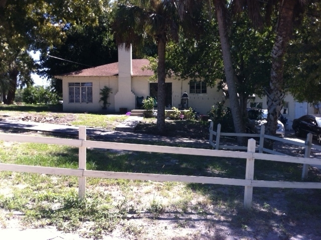 Building Photo - Old Fort Trailer Park