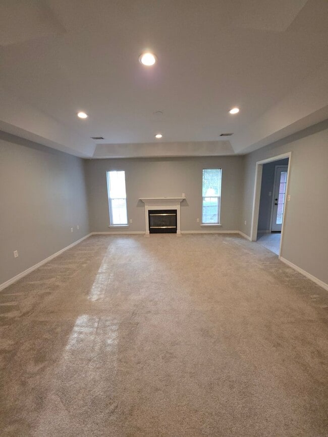 Building Photo - 120 Coffman Dr