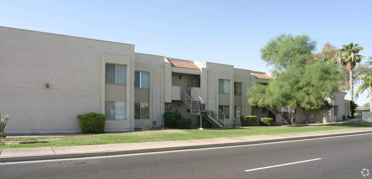 Mountain View Apartments in Avondale, AZ