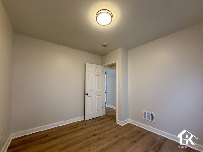 Foto del edificio - 16595 Ardmore St