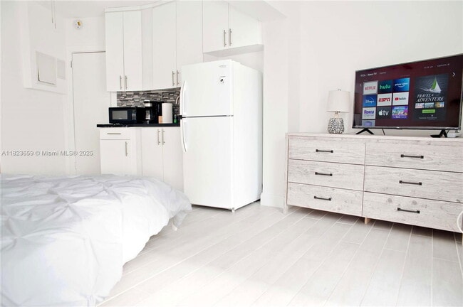 Foto del edificio - 4105 N Ocean Dr