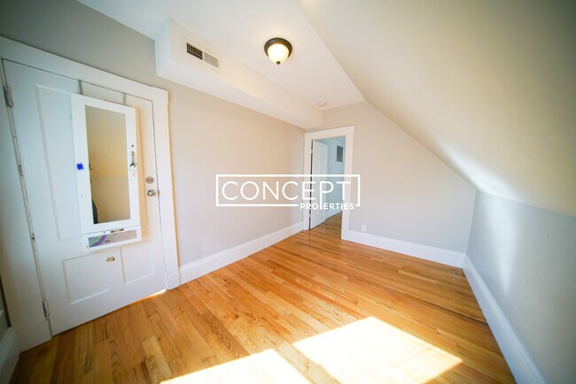 Foto del edificio - 37-39 Litchfield St