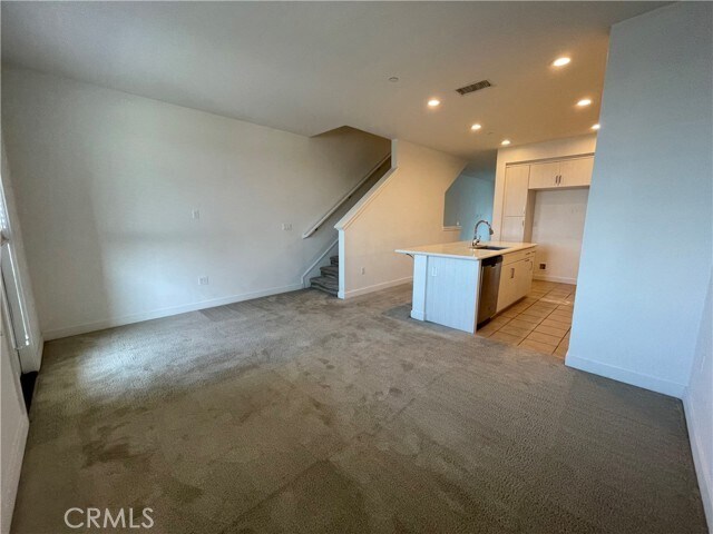 Foto del edificio - 2836 Tyler Ave