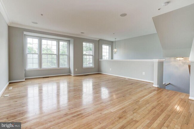 Foto del edificio - 7041 Water Oak Rd
