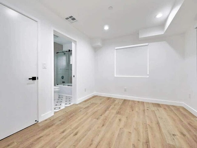 Building Photo - 806 N Cherokee Ave