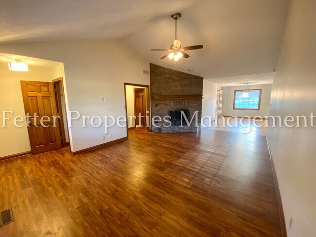 Foto del edificio - Beautiful 3 Bedroom Northside Home!