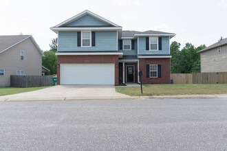 Building Photo - 4554 Hermosa Rd