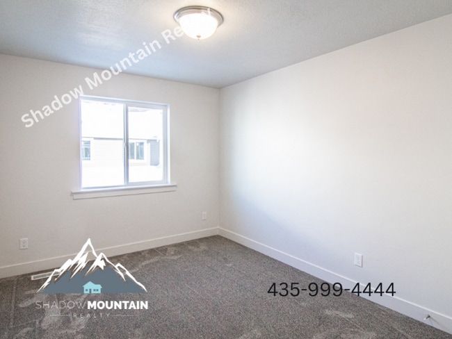 Building Photo - 358 S 1540 E