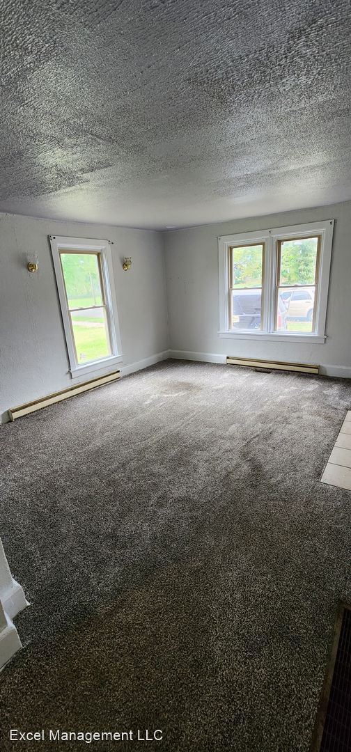 Foto del edificio - 2 br, 1 bath House - 815 Allen St